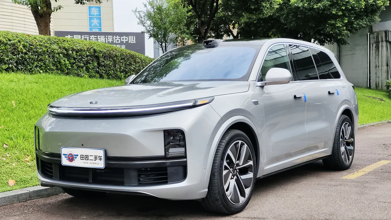 Ideal L9 - 2024 Ultra - EREV, 22k km, first reg 2024-03